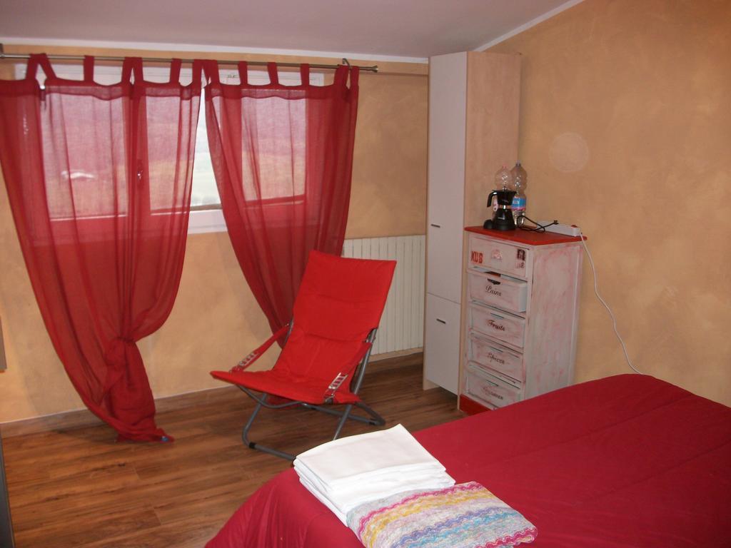 La Loggia Di Federico Hotel Navelli Bilik gambar