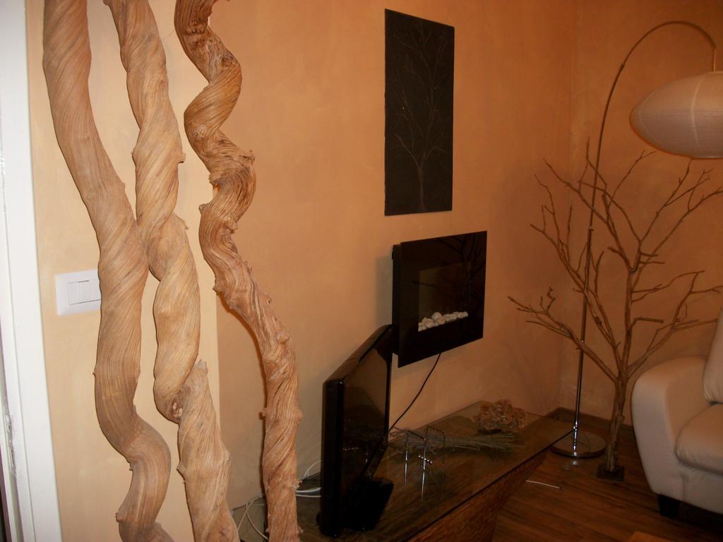 La Loggia Di Federico Hotel Navelli Luaran gambar