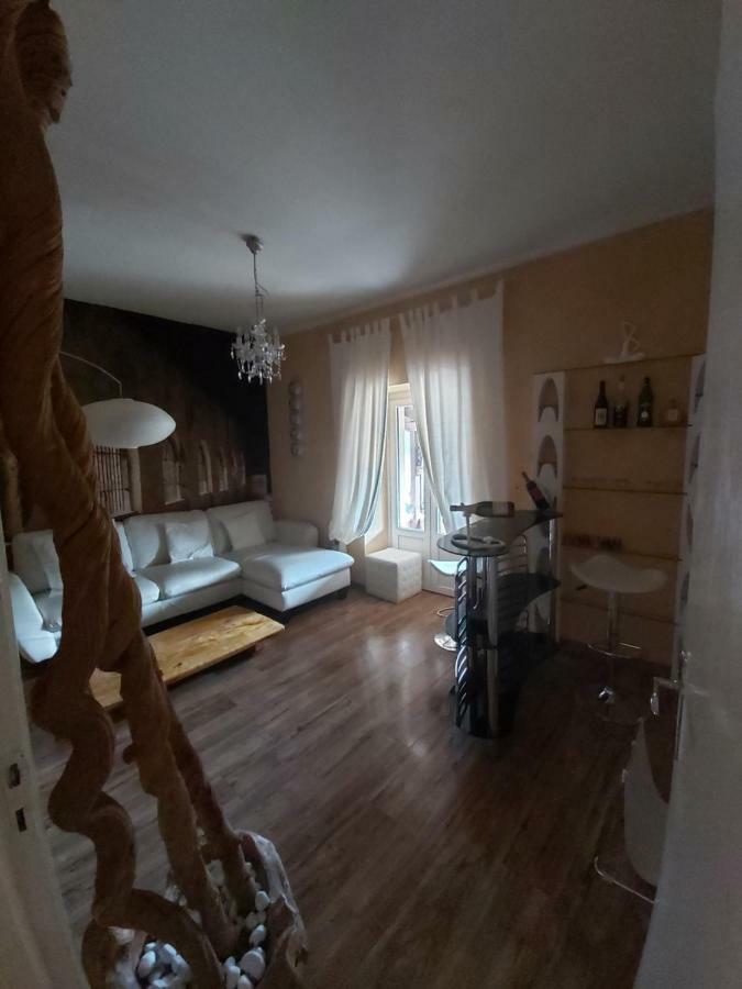 La Loggia Di Federico Hotel Navelli Luaran gambar